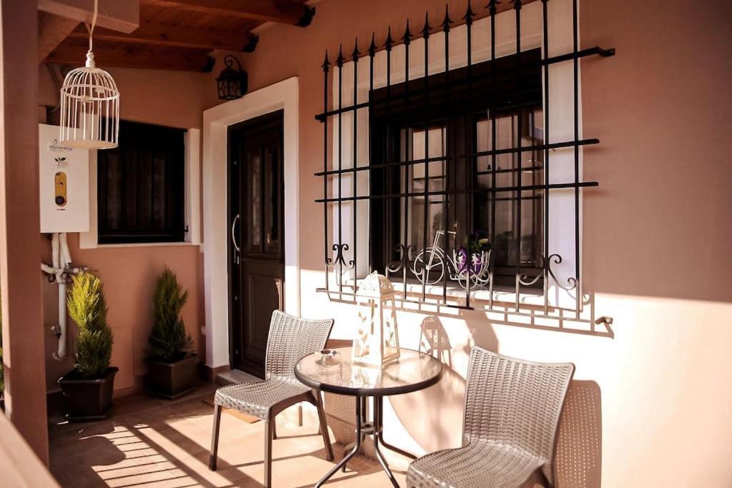 A Home Away From Home Tríkala Exterior foto