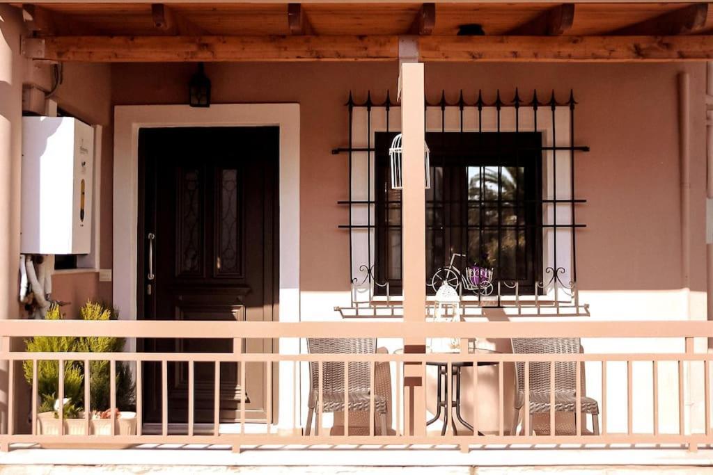 A Home Away From Home Tríkala Exterior foto